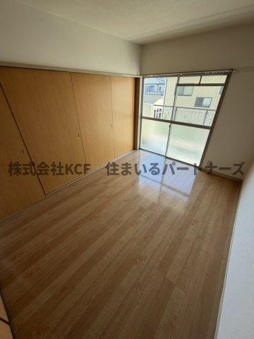 翠水マンションの居間・リビング