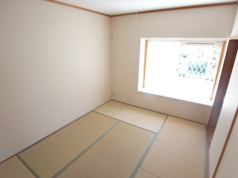 芦屋市津知町のアパートの和室