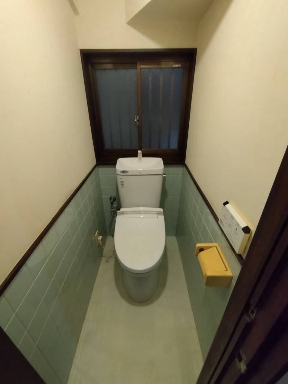 高槻市城南町戸建のトイレ