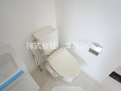 【トイレ】 | リエス千葉新宿 | シンプルで使いやすいトイレです