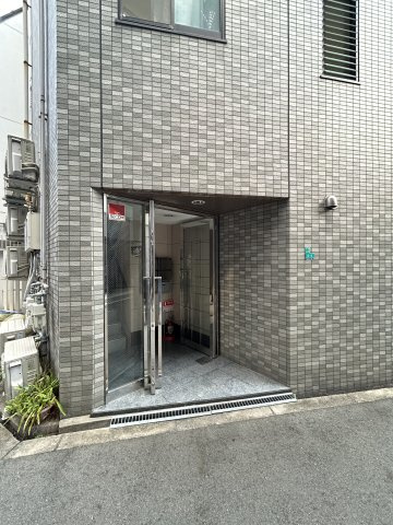 ヴィラハマモトのエントランス