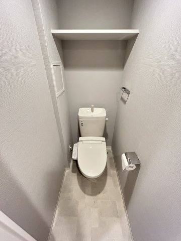 大阪市浪速区浪速西１丁目の賃貸マンションのトイレ