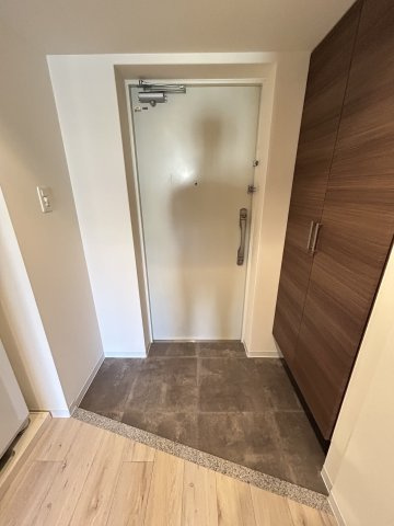 Luxe難波西Ⅱの玄関