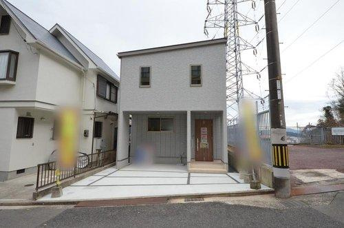 新庄町の外観|駐車並列2台可能です