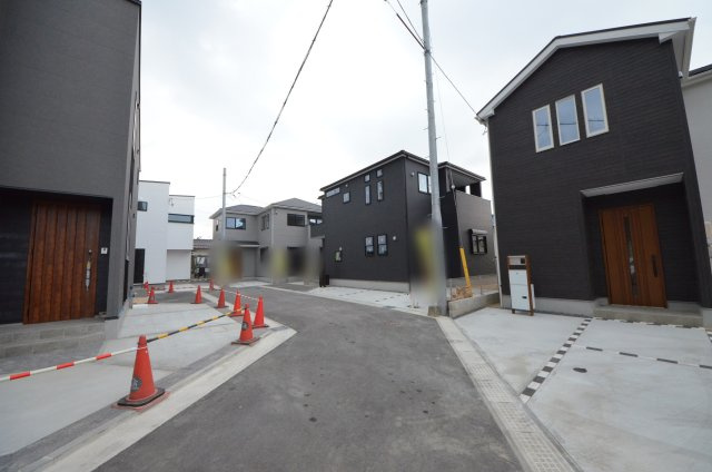 坪井一丁目の前面道路含む現地写真|前面道路は交通量が少なく駐車楽々です