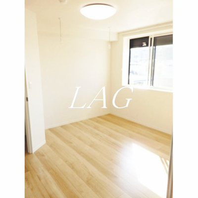 【居間・リビング】 | アヴェニール | 洋室のお部屋です。
