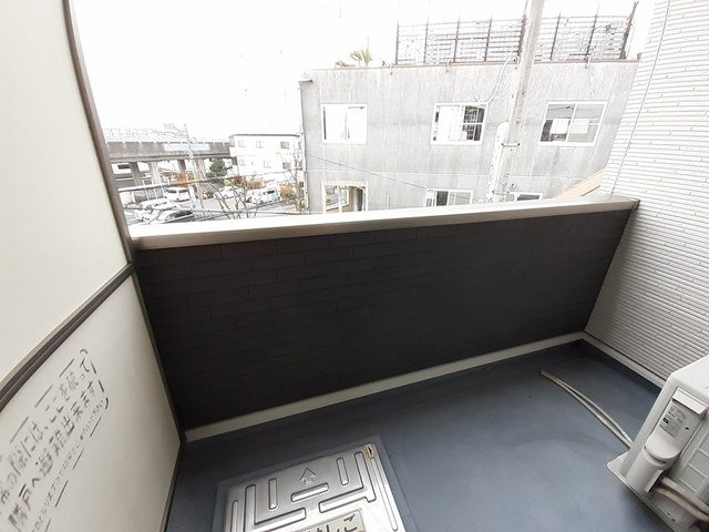 アンフィニ－唐崎Ａのバルコニー