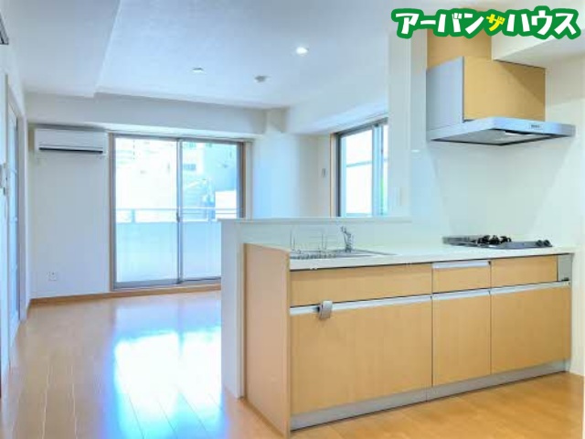 ヴィオーラ中山下のキッチン