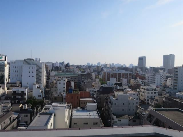 ヴェルト浅草のバルコニー