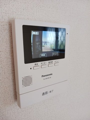 【セキュリティ】 | シャネスト | モニター付きインターホンです
