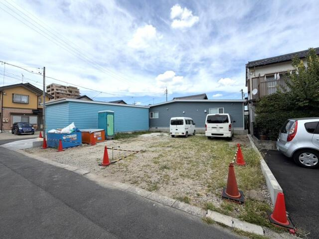 新築戸建て・仲介手数料無料）岩倉市西市町西市１棟／１期１号棟|更地
