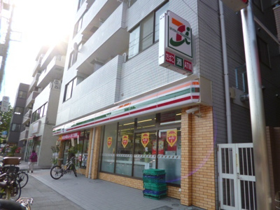 セブン-イレブン 横浜山手本牧通り店まで260ｍ