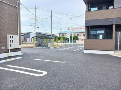 【駐車場】 | パレス　アップロードＡ
