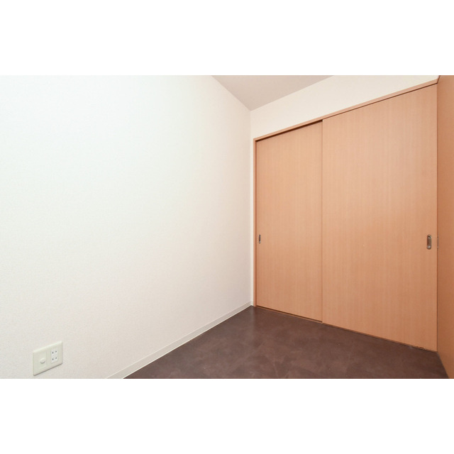 Gramercy Shirakawa Koen