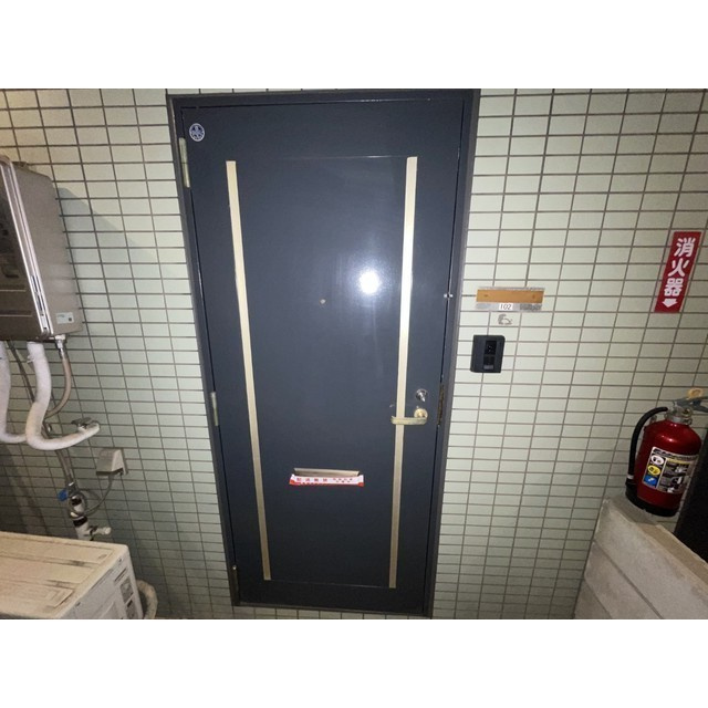 グリーンプゾムの玄関