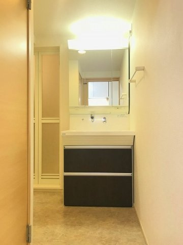 ルミエール白金の洗面所
