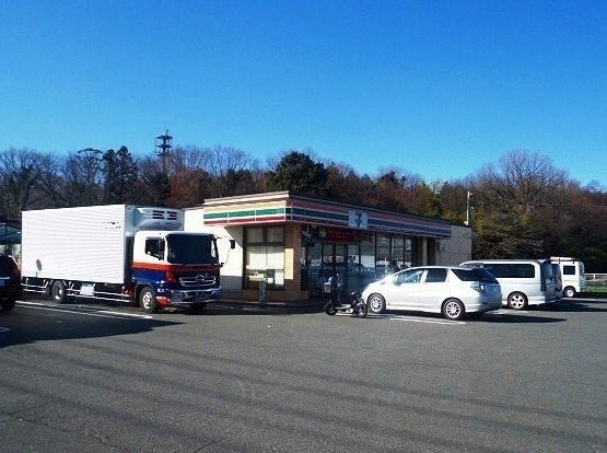カーサ　アルバＡの周辺|セブンイレブン日の出４丁目店まで480m