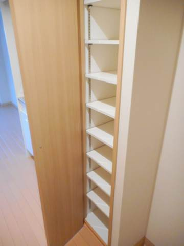 ロレットの小路のその他