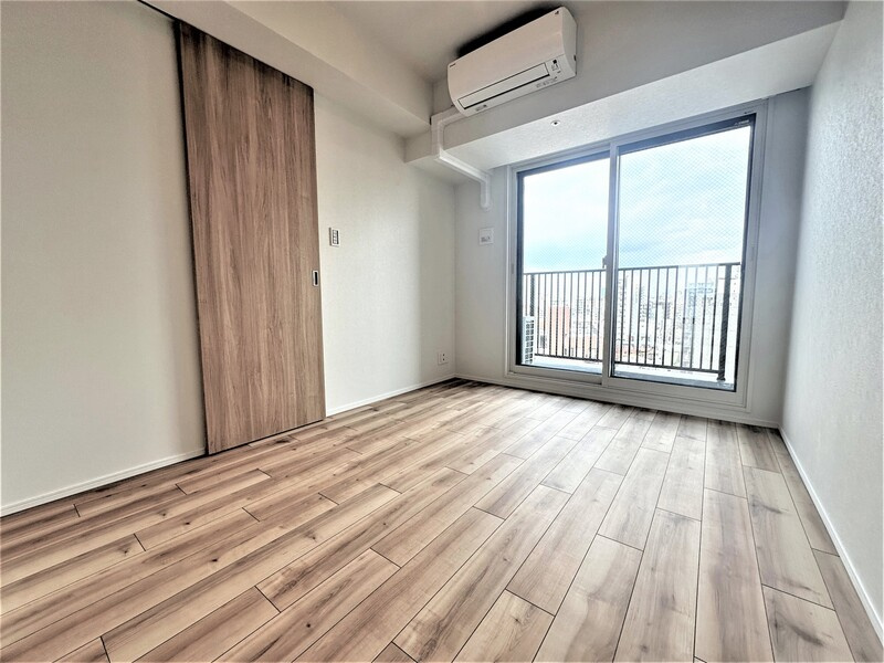 ONE ROOF RESIDENCE NISHINIPPORIの居間・リビング