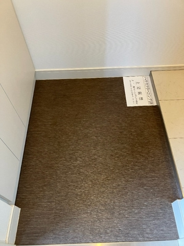 本郷東大前レジデンスの玄関