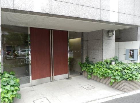 エスコートノヴェル南麻布(エスコートノヴェルミナミアザブ)のエントランス