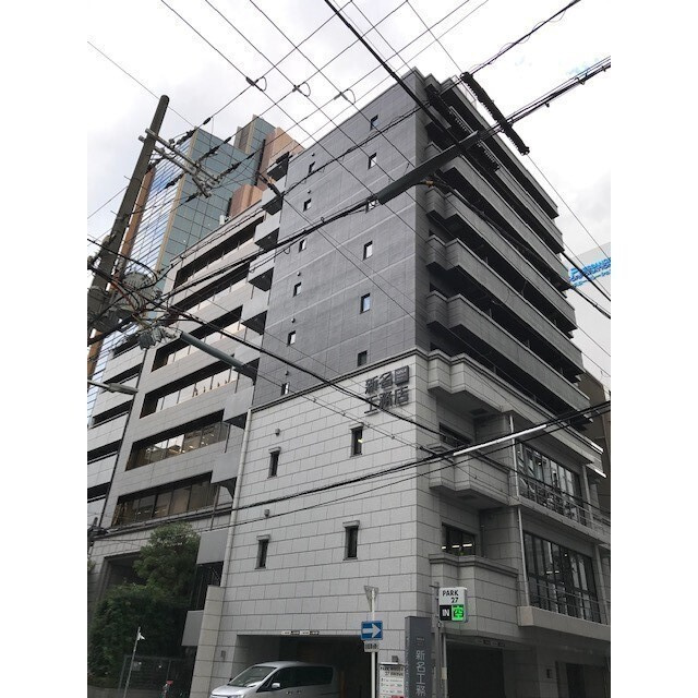 アヴェニール北浜の外観