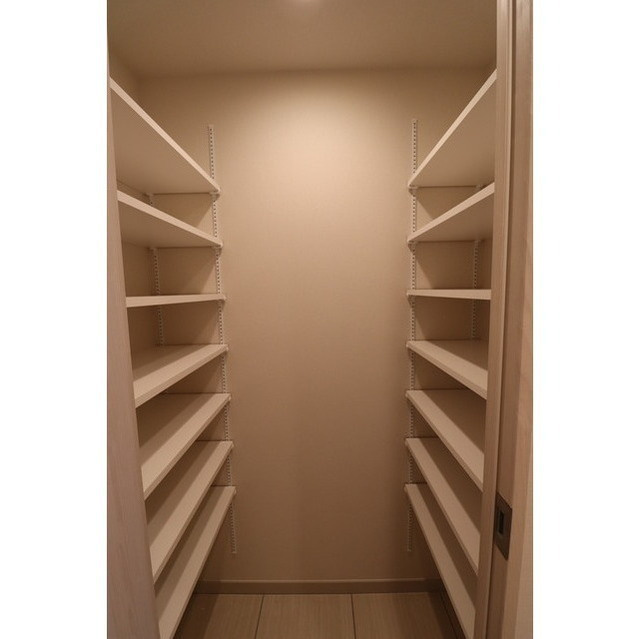 OPUS RESIDENCE SHINSAIBASHI SOUTHの収納