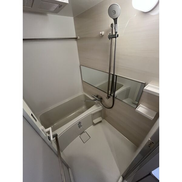 リッツ新大阪プレミアムの浴室