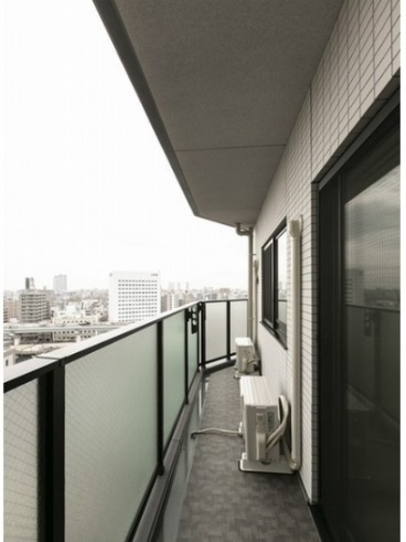 ＫＵＲＡＭＡＥ２１４のバルコニー