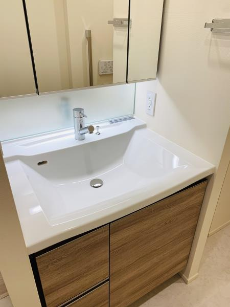 白金ザ・スカイ東棟の洗面所