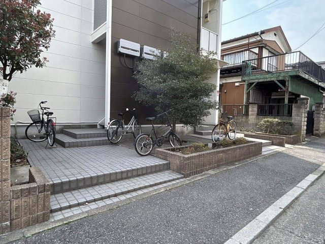 レオパレスラギのその他