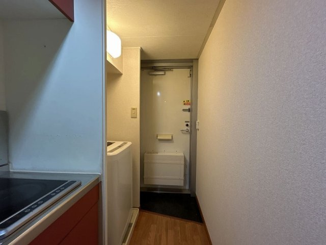 レオパレスラギの玄関