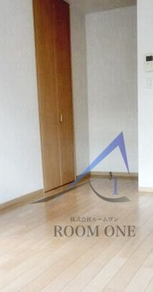 バレー綾瀬の収納|ウォークインクローゼットです。