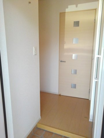 サウスウェーⅤ　Ｂの玄関