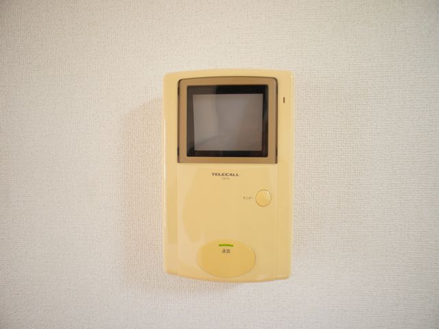 【セキュリティ】 | Ｋ・Ｕ・３Ａ | 訪問者の確認ができるTVドアホン付きです♪