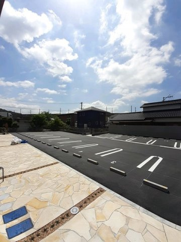アマベルの駐車場