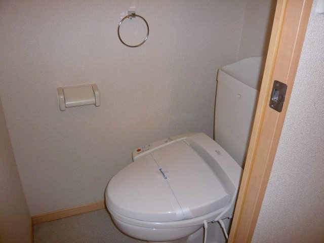 レオパレスフェリーチェ南新木のその他|温水洗浄便座付きです。