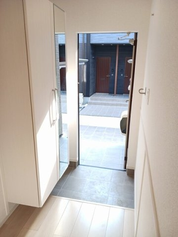 シャルフ　赤江　Ⅲの玄関