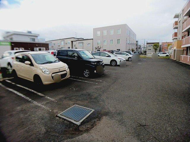 グルービーの駐車場