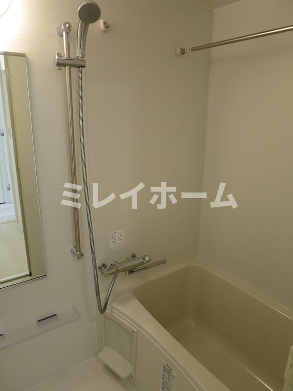 AZEST矢口渡の浴室