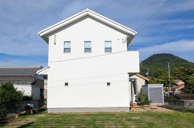 坂出市川津町戸建