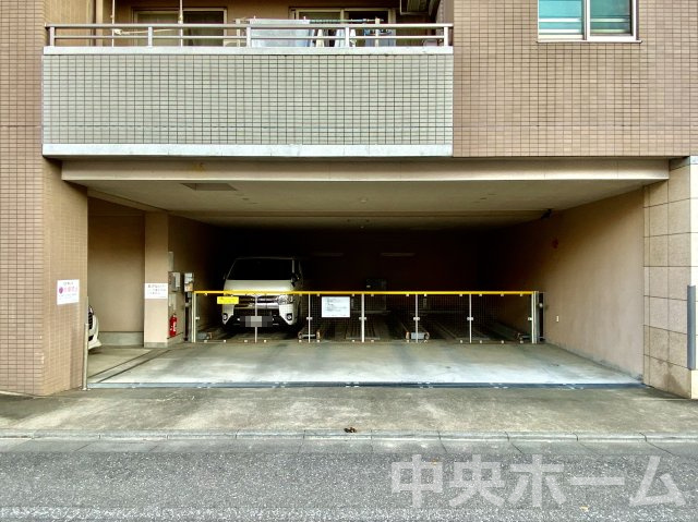 日神パレステージ瑞江西館の駐車場|【敷地内駐車場】最新の空き状況や費用などの詳細は担当スタッフまでお問い合わせください。