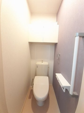 メゾンドエスポアＡのトイレ|コンパクトで使いやすいトイレです