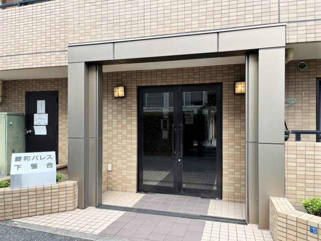 菱和パレス下落合のエントランス|ゆとりのあるエントランスです