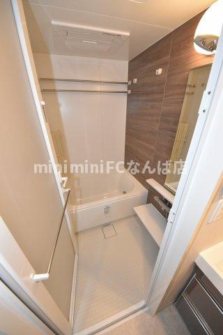 エステムコート堺筋本町の浴室