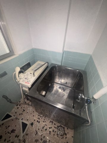 青電マンションの浴室
