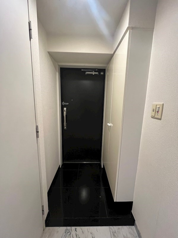KAISEI阿波座の玄関
