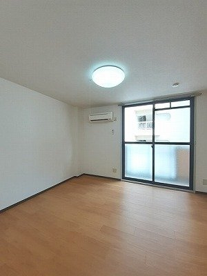 カンパーニュ塩上　Ⅰの内装