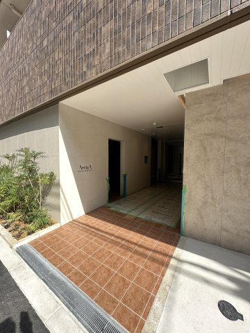 ArtizA瓦屋町Ⅱのエントランス