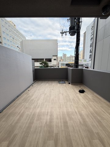 ArtizA瓦屋町Ⅱのバルコニー